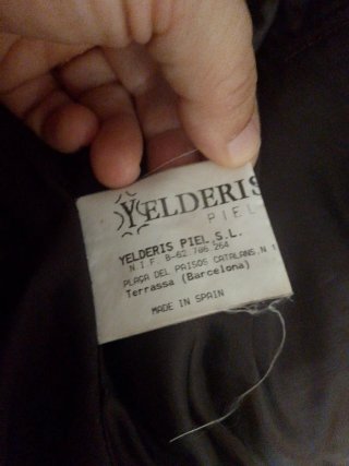 Chaquetón de piel marrón