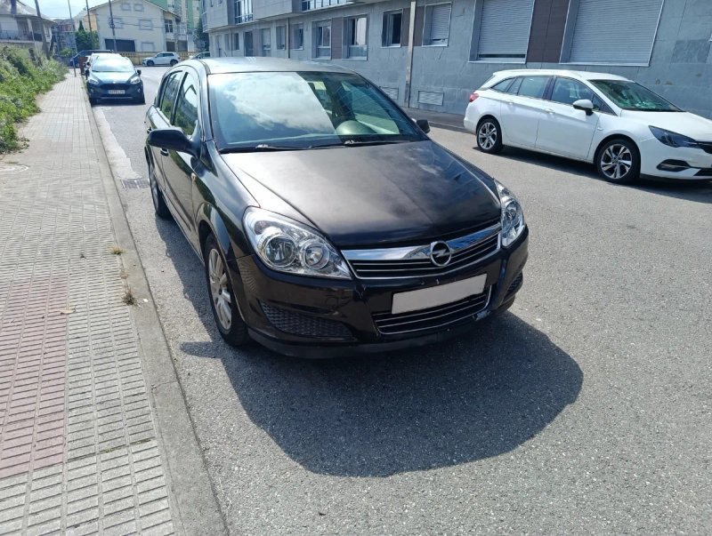 Opel Astra 2007 - foto 1