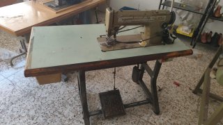 Máquina de coser industrial Singer