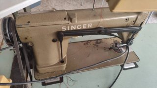 Máquina de coser industrial Singer