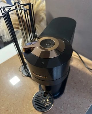 Cafetera Nespresso Vertuo Ed. Limitada