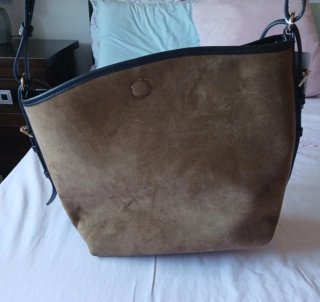 Bolso nuevo con etiqueta