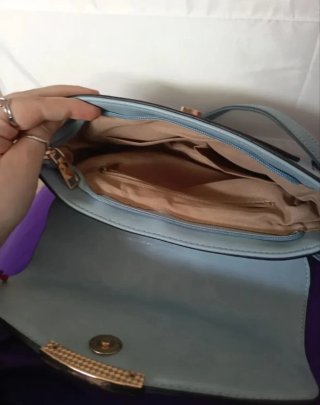 Bolso bandolera celeste