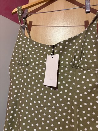 Vestido Zara verde lunares talla M