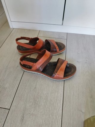 Sandalias Dorking Piel Marrón Naranja