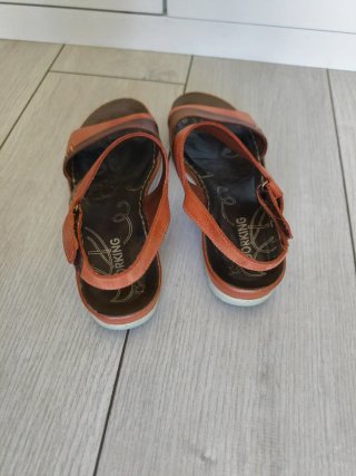 Sandalias Dorking Piel Marrón Naranja