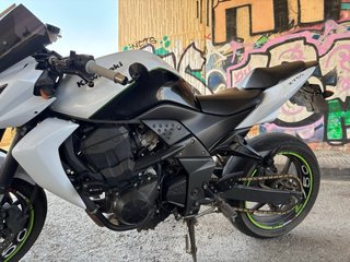 Kawasaki Z750