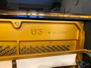 Piano Vertical Yamaha U3 fabricado en Japón