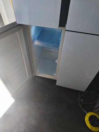 Frigorífico americano 4 puertas Hisense