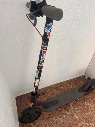 Patinete Eléctrico con Cargador