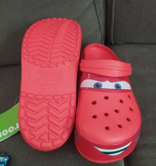 Crocs Rayo McQueen Talla 39 + 3 Pins