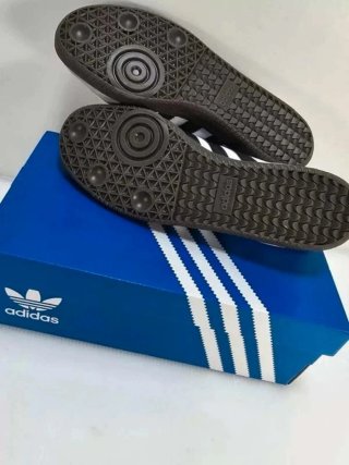 Adidas Samba OG Talla 44 Blancas Negras