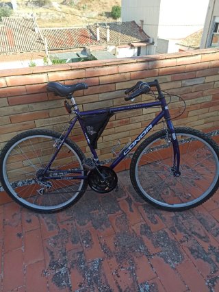Bicicleta de montaña CONOR 18 velocidades