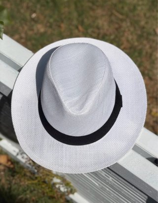Sombrero de verano blanco talla 62 cm