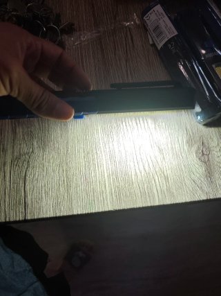 Linterna de trabajo azul con imán