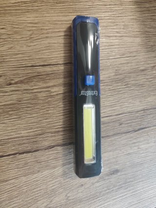Linterna de trabajo azul con imán