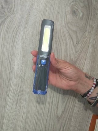 Linterna de trabajo azul con imán