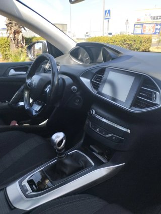 Peugeot 308 2015