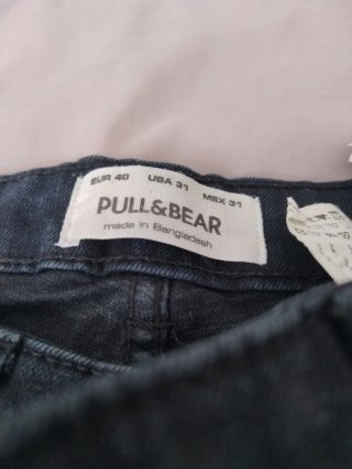 Pantalón Pull&Bear Rotos Hombre Talla 40
