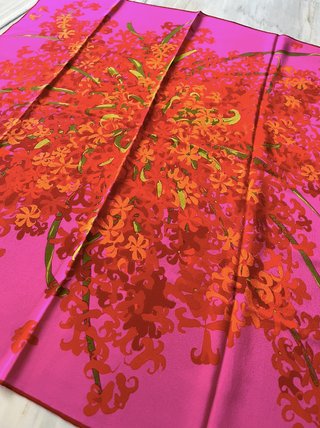 Pañuelo fucsia floral Vintage Ken Scott de seda