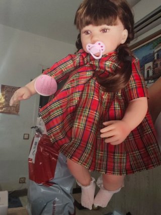 Muñeca realista pelo largo