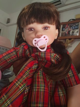 Muñeca realista pelo largo