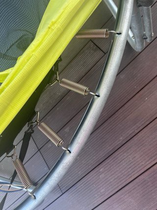 Cama elástica Boomerang interior