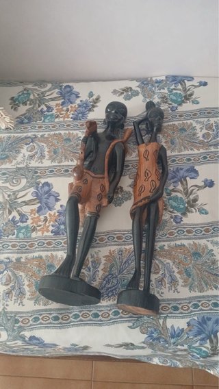 Figuras decorativas de madera étnicas  UrGENTE