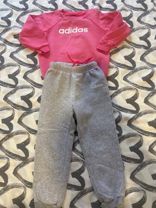 Chándal Adidas niña rosa y gris