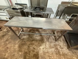 Mesa de acero inoxidable