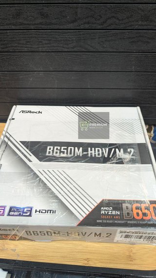 Placa Base ASRock 90-MXBLA0-A0UAYZ AMD AM5 AMD AMD B650
