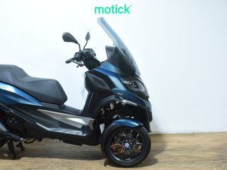 PIAGGIO MP3 530 HPE (TOP CASE)