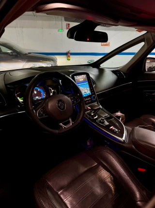 Renault Espace 2018 Initials Paris 160