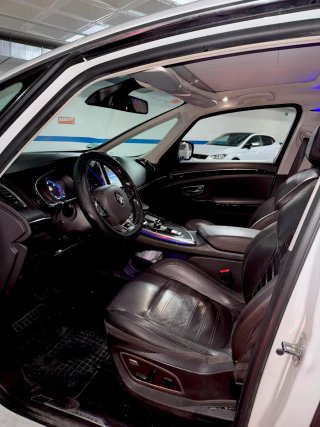 Renault Espace 2018 Initials Paris 160