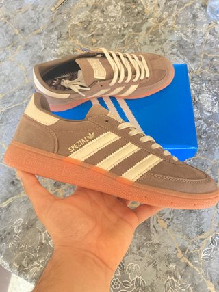 Handball Spezial Earth Strata Talla 40