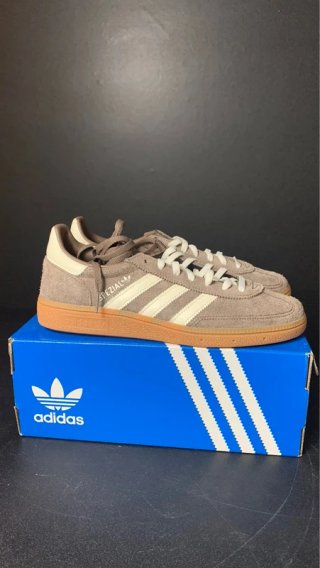 Handball Spezial Earth Strata Talla 40