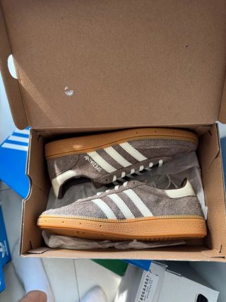 Handball Spezial Earth Strata Talla 40