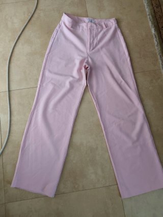 Pantalón largo Stradivarius rosa