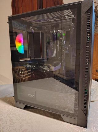 Ordenador gaming / Ryzen 9600x RTX 5060ti 1TB 32GB