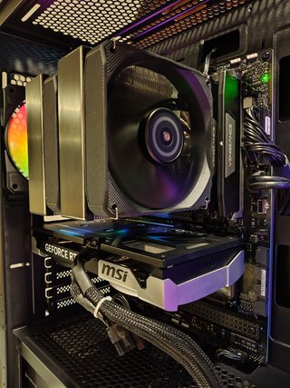 Ordenador gaming / Ryzen 9600x RTX 5060ti 1TB 32GB