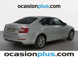 Skoda Octavia 1.6 TDI CR Like DSG 81 kW (110 CV)
