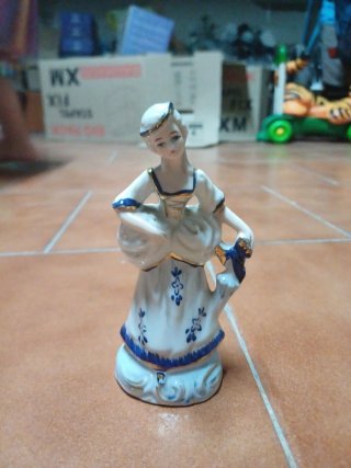 Conjunto figuras porcelana azul y blanco