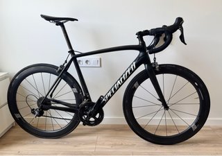 Bicicleta Specialized Tarmac Carbono T56, negra