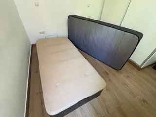 Cama canapé tapizada casi nueva