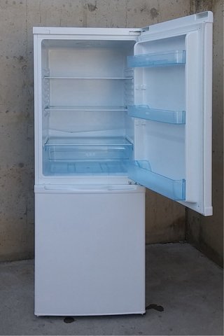 Nevera blanca con congelador