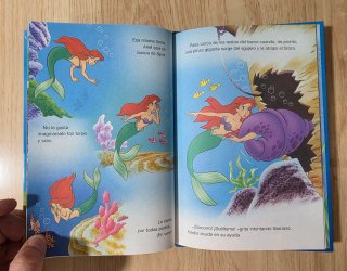 Clásico cuento Disney.Ariel y su amigo Spot.Salvat