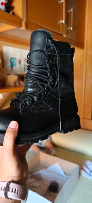 Botas militares, caza o montaña