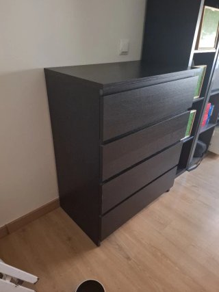 Cómoda IKEA MALM Negra/Marrón