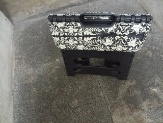 Taburete plegable diseño floral