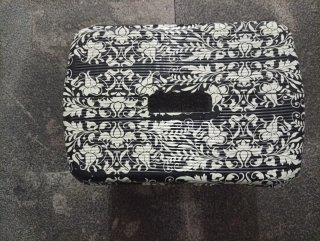 Taburete plegable diseño floral